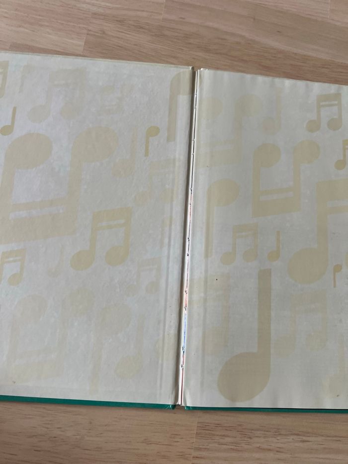 Livre Disney Audiocontes Magiques n°29 – Lilo & Stitch – Bon État (Sans Figurines) - photo numéro 2