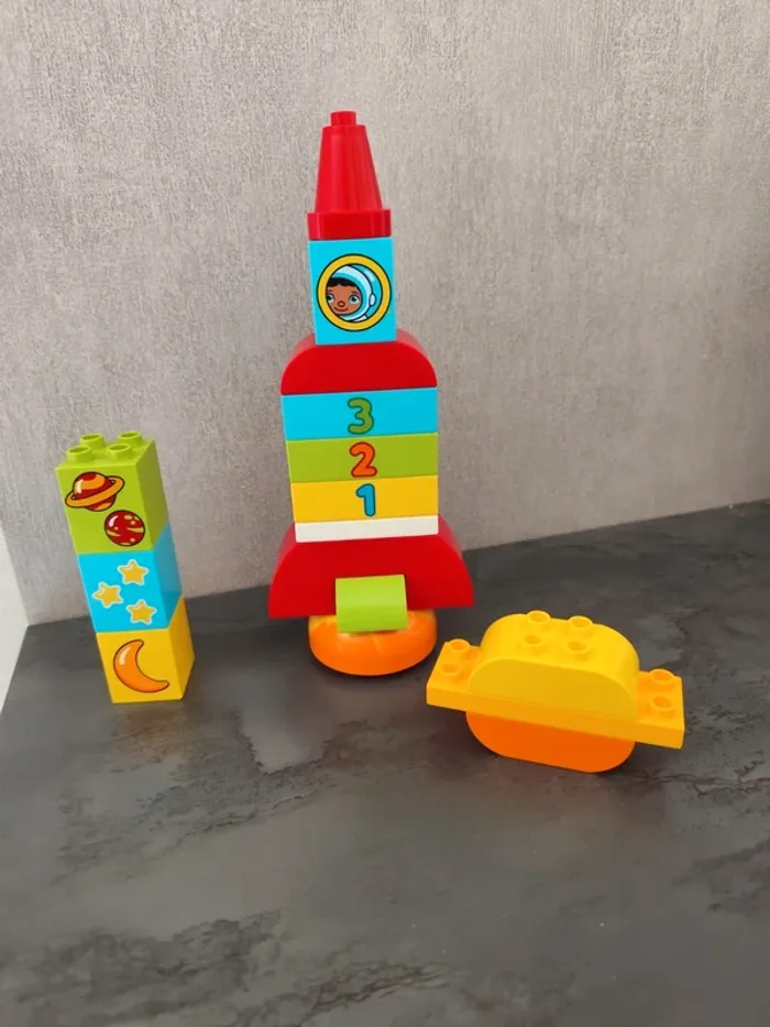 Lego Duplo ma première fusée - photo numéro 2