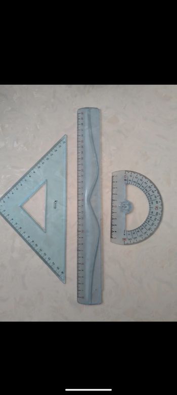 Lot de règles, fournitures scolaires.