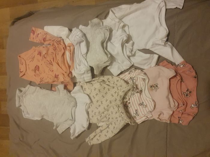 Affaire bébé fille 0 1mois - photo numéro 6