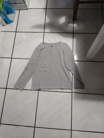Haut tex taille 7/8 ans