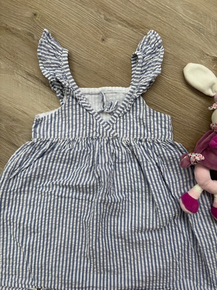 Robe mi longue taille 24 mois - photo numéro 3