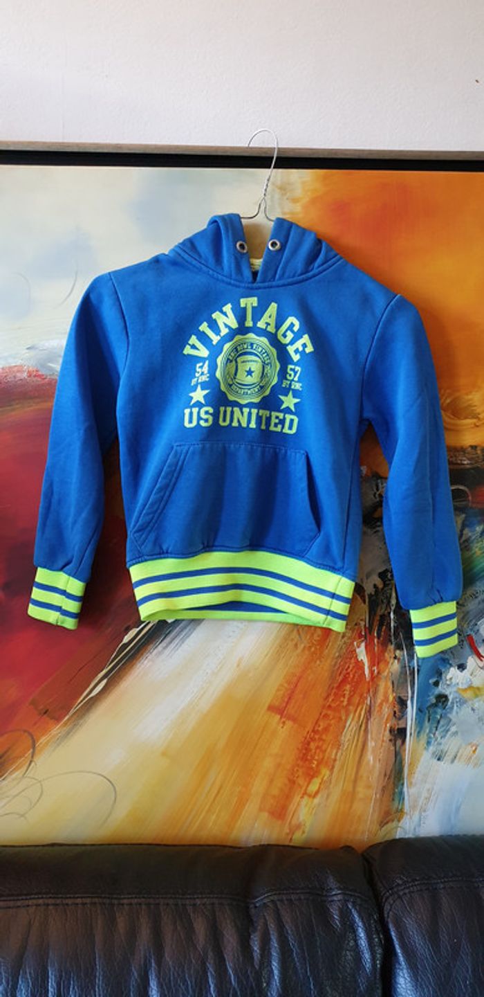 Tres beau sweat chaud 4 ans - photo numéro 2