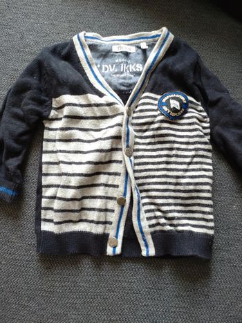 Gilet IKKS taille 6 mois