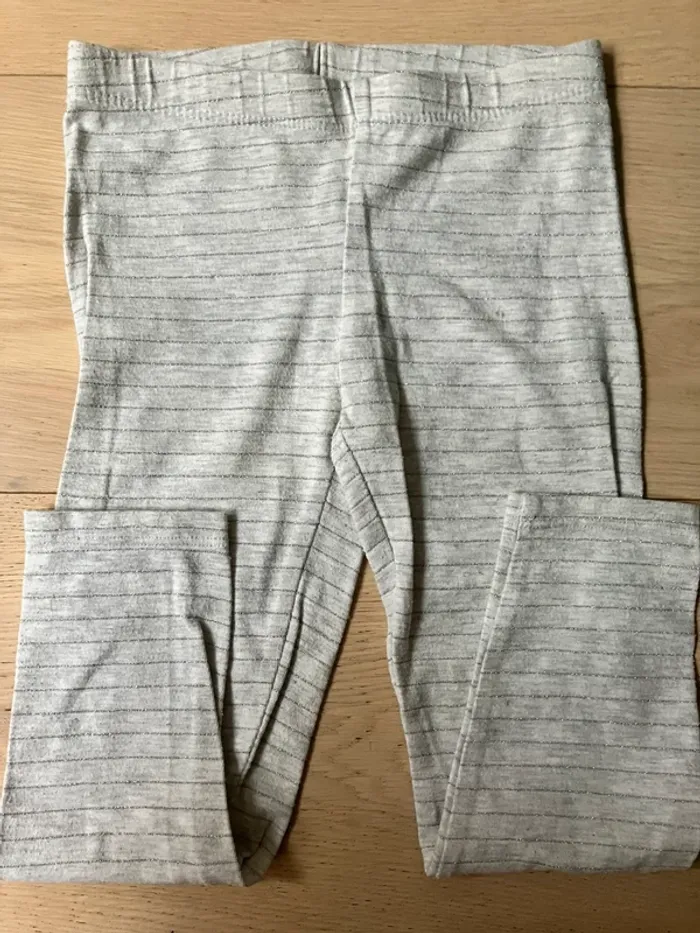 Lot de 3 leggings taille 5 ans - photo numéro 2