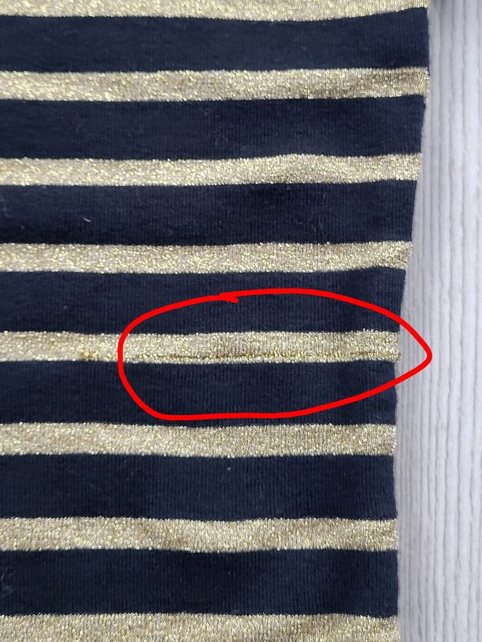 Polo Lauren Ralph Lauren Petite – noir et doré – taille PXS – très bon état - photo numéro 5