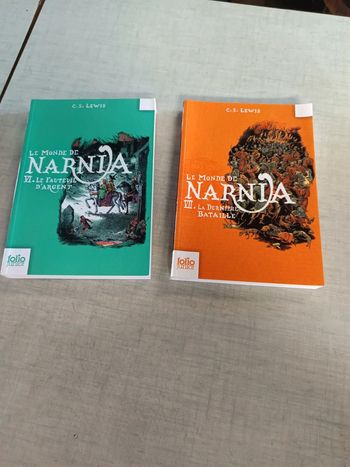 Lot 2 livres le monde de Narnia 6 et 7
