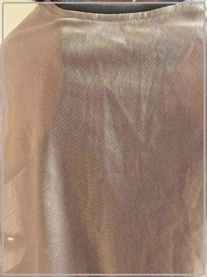 Top semi transparent taille 36 marque Nike - photo numéro 3