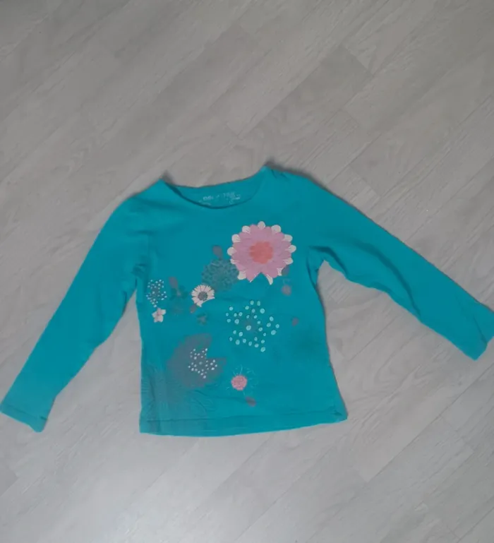 Lot pull et t-shirt enfant orchestra,primark,catimini - photo numéro 3