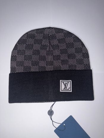 Bonnet Lv noir 