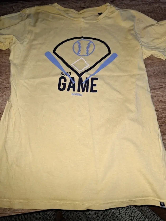 Tee shirt base-ball