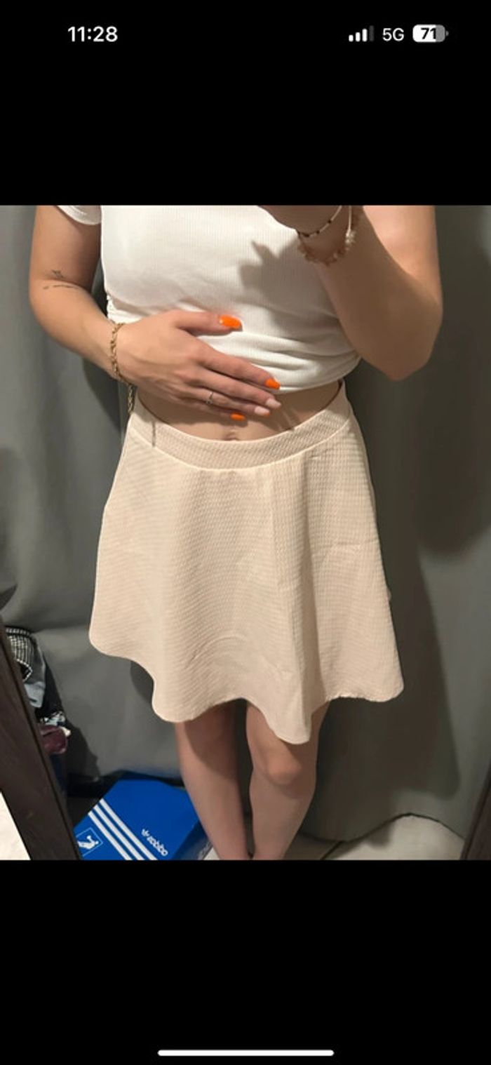 Jupe patineuse shein XS - photo numéro 3