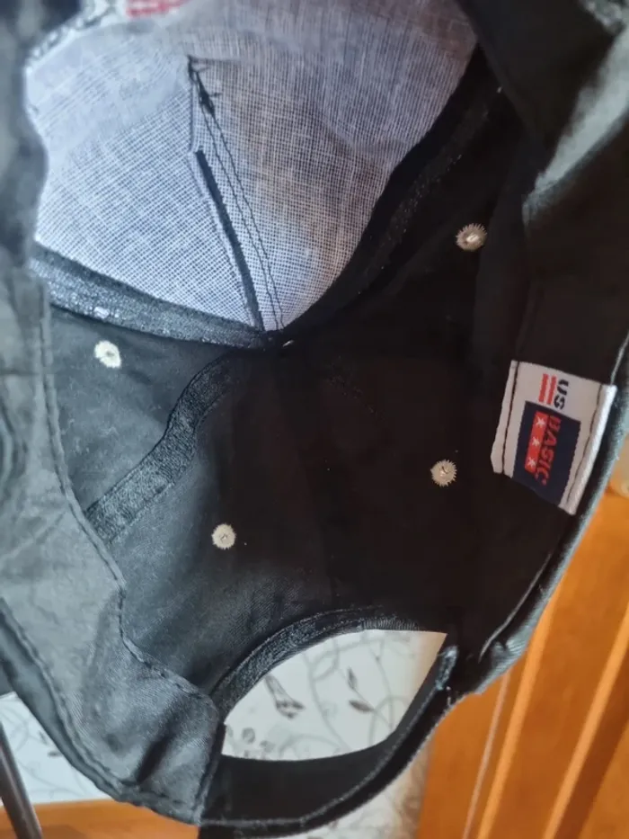 Casquette noire grimme - photo numéro 3