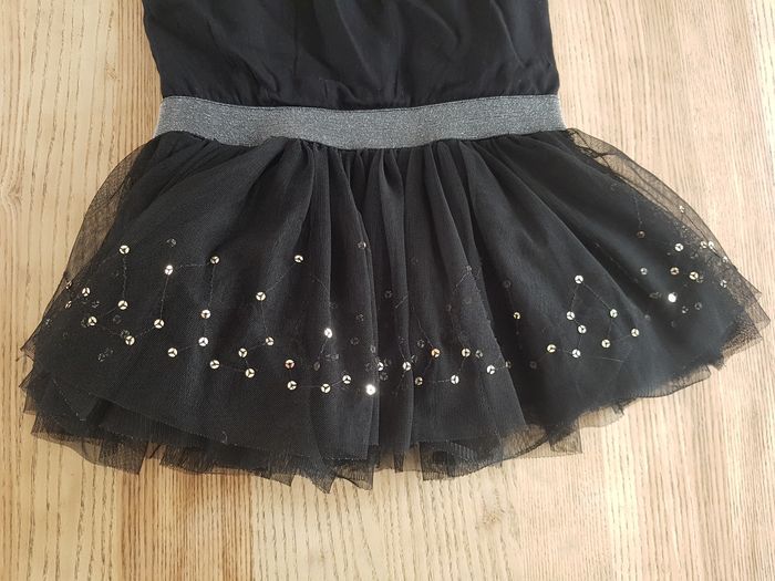 Robe noire 6 ans - photo numéro 4