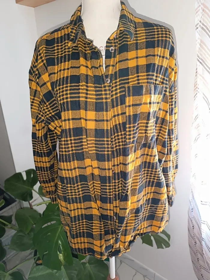🎀 jolie Chemise femme bleu marine et moutarde taille 48 🎀