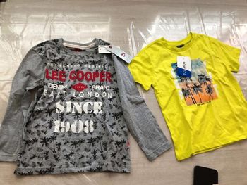 Lot  de  deux t  shirts