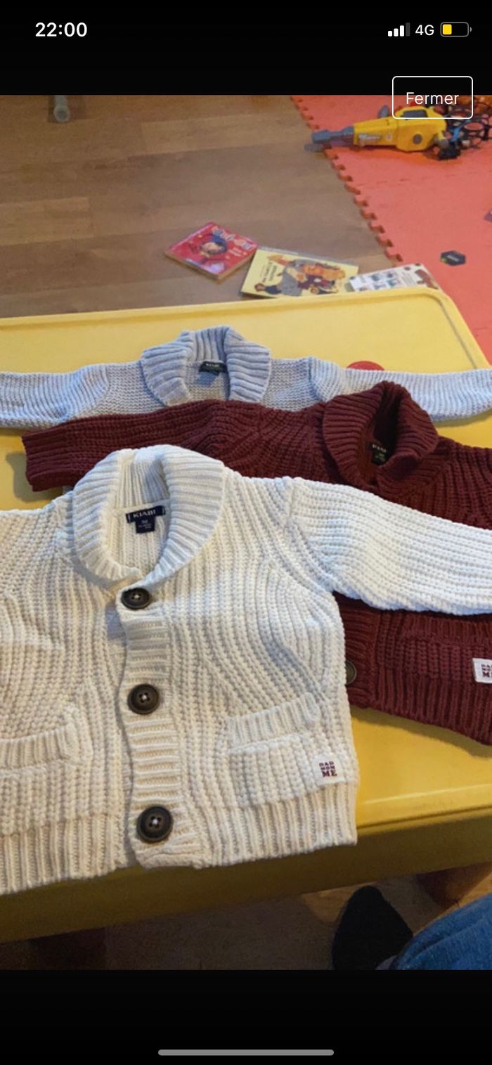 Lot de 3 pull taille 3 mois