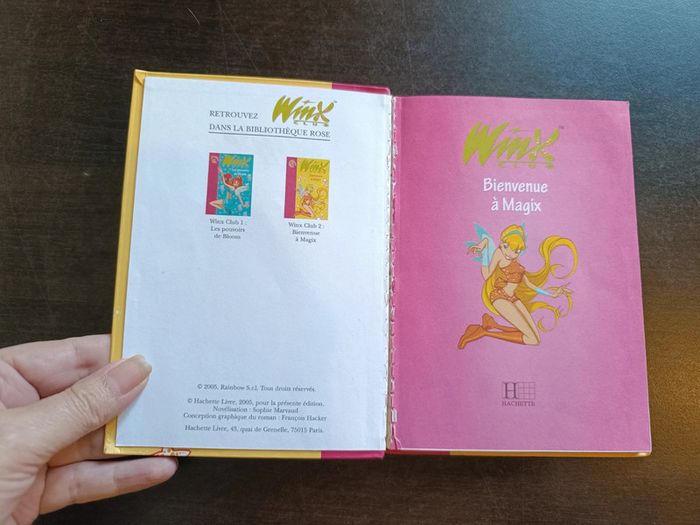 Livre WINX CLUB: BIENVENUE À MAGIX - photo numéro 2
