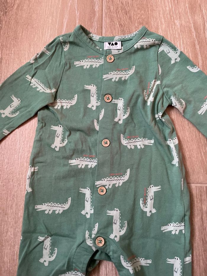 Grenouillère crocodile tape à l’œil 6 mois - photo numéro 3