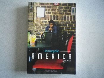JE M'APPELLE AMERICA