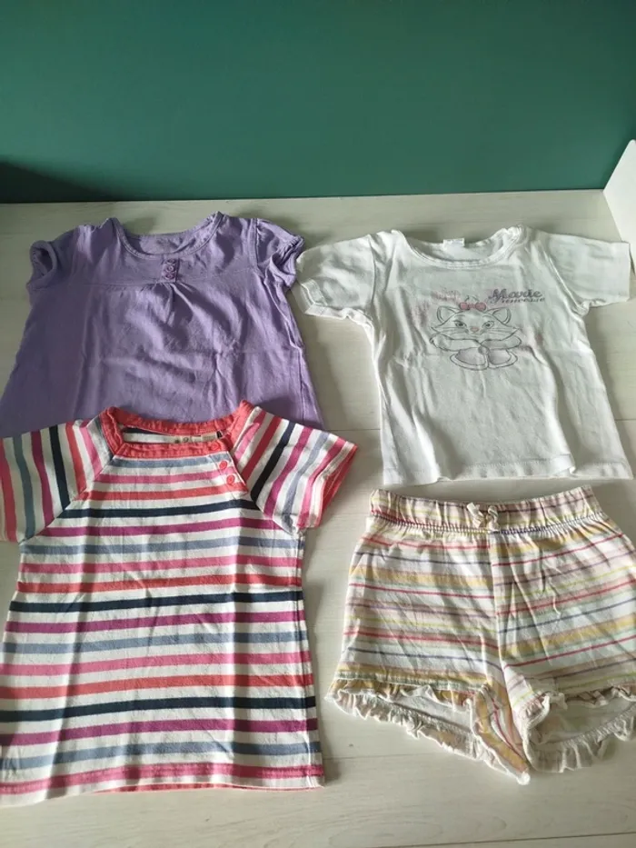 Lot fille 4 ans - photo numéro 3