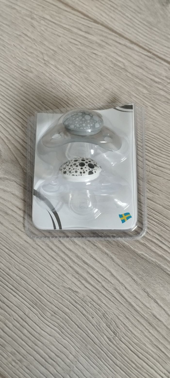 Lot de 2 tétines twistshake neuf