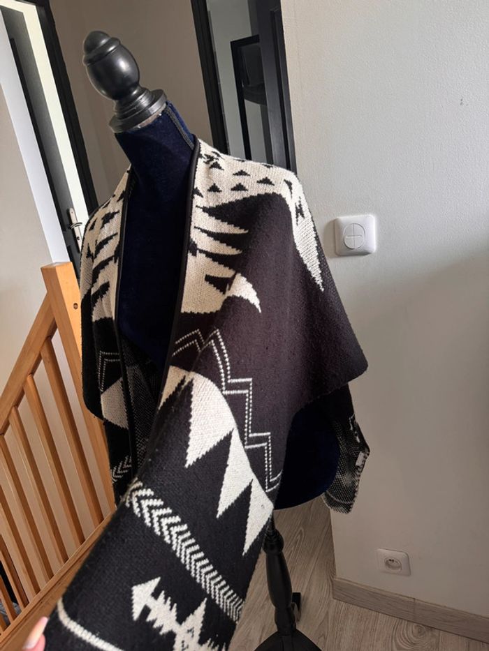 Poncho kiabi - photo numéro 3