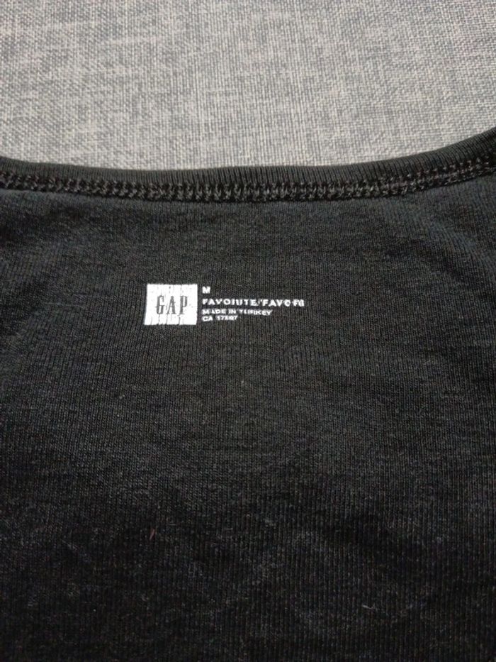 C62 t-shirt noir Gap M - photo numéro 3