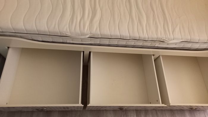 Lit banquette IKEA HEMNES. - photo numéro 2