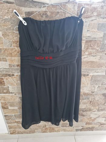 1 robe noir cocktail camaieu  taille 42-44