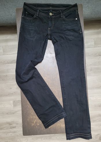 Levi’s 3568 – W30 L33 – Slim Stretch – T40 – bon état