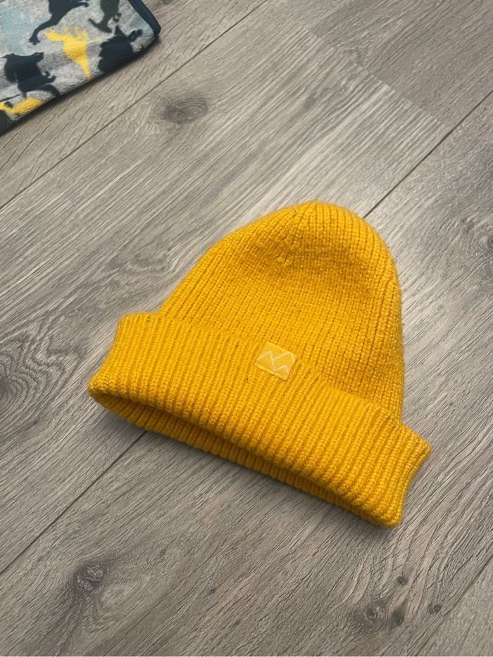 Bonnet h & m 92/1O4 c m