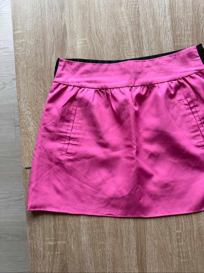 Jupe fuchsia noir Zara trafaluc taille 38 M - photo numéro 3