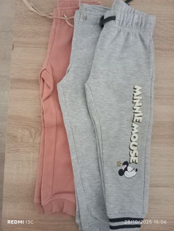 Lot de 3 pantalons de  joggings fille