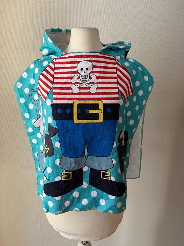 Cape de bain, serviette à capuche pirate - photo numéro 2