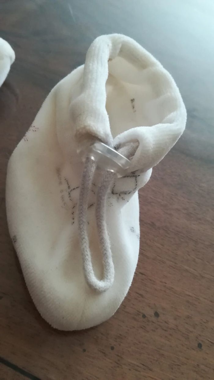 Chaussons bébé - photo numéro 3