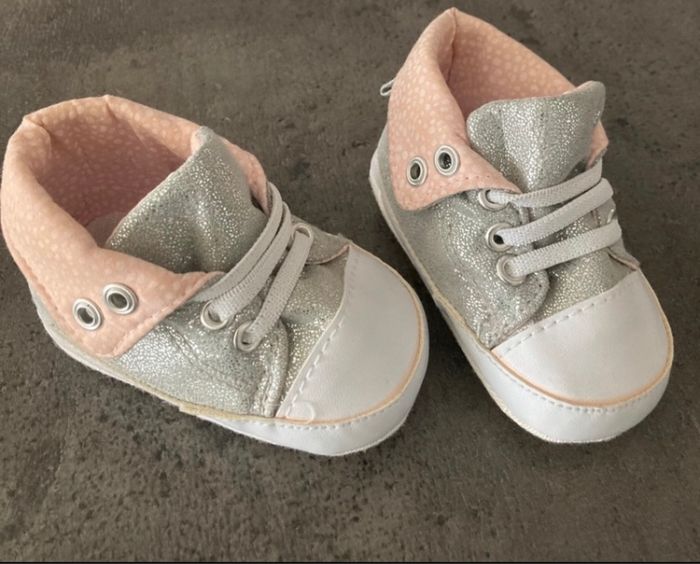 Chaussons souples bébé fille 17 - photo numéro 2