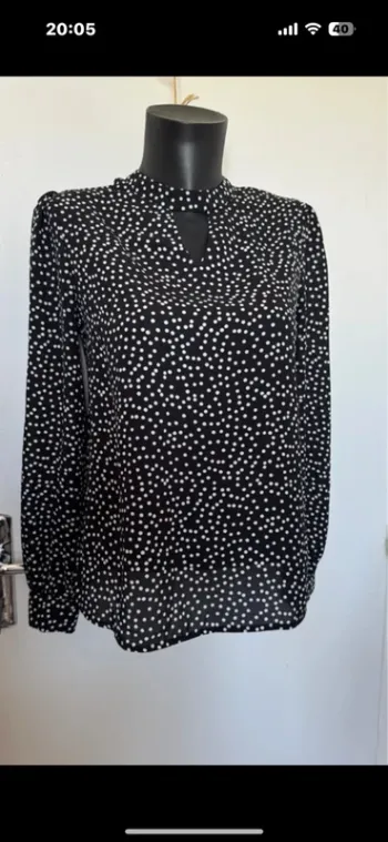 Chemise blouse à pois très bon état 40