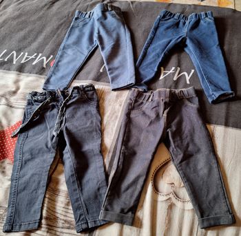 Lot de 3 jeggings + 1 Jean Kiabi 18 mois
