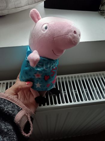 Petite peluche peppa pig