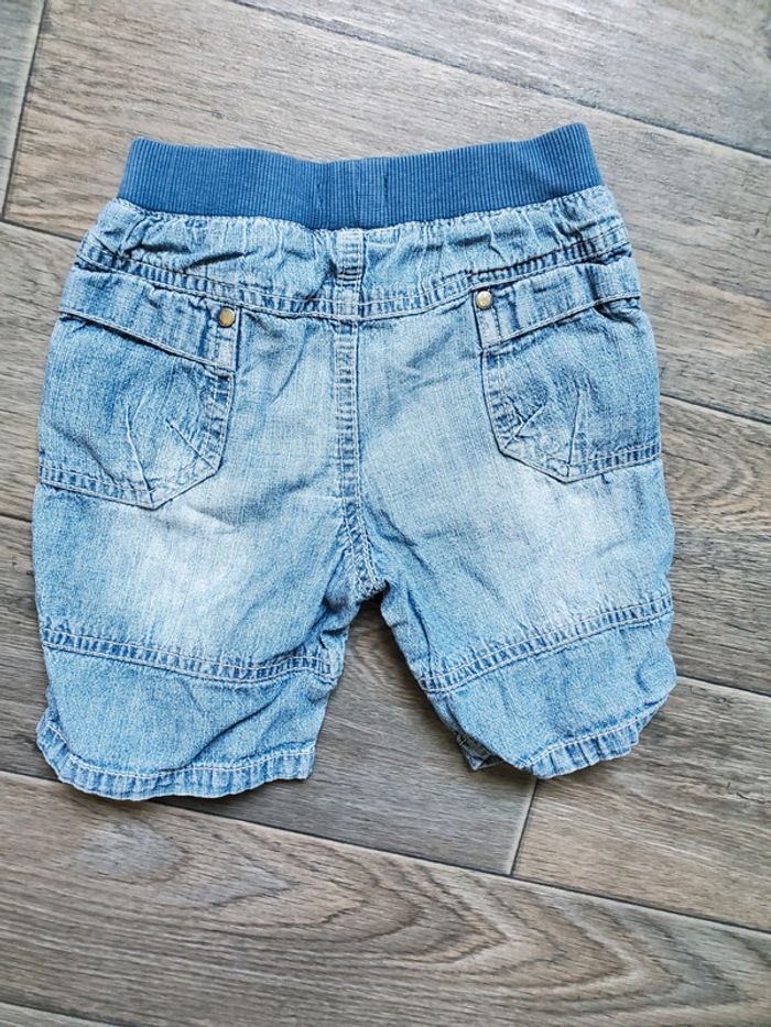 Short taille 18 mois bon état Verbaudet - photo numéro 2
