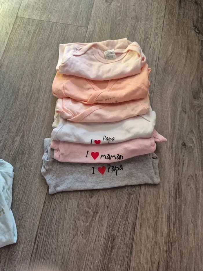 Lot vêtements 12mois - photo numéro 4
