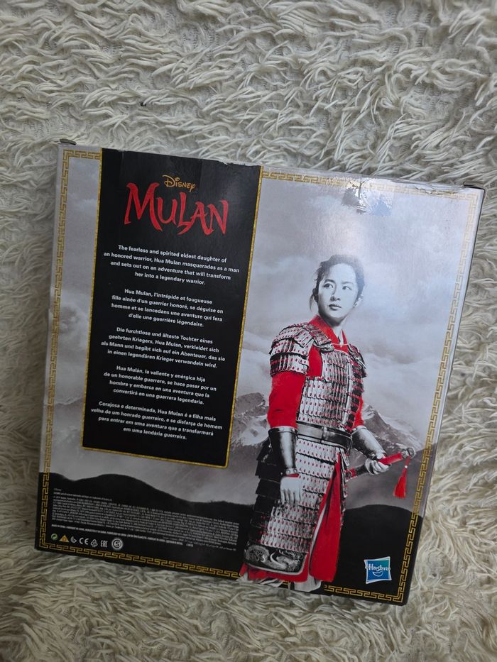 Poupee barbie disney princesse mulan disneyland paris - disney store - photo numéro 3