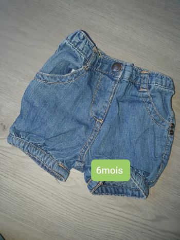Short 6mois