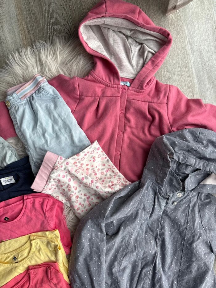 Lot de vêtements fille 18 mois - photo numéro 5