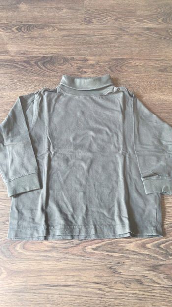 Tee-shirt kaki 4 ans