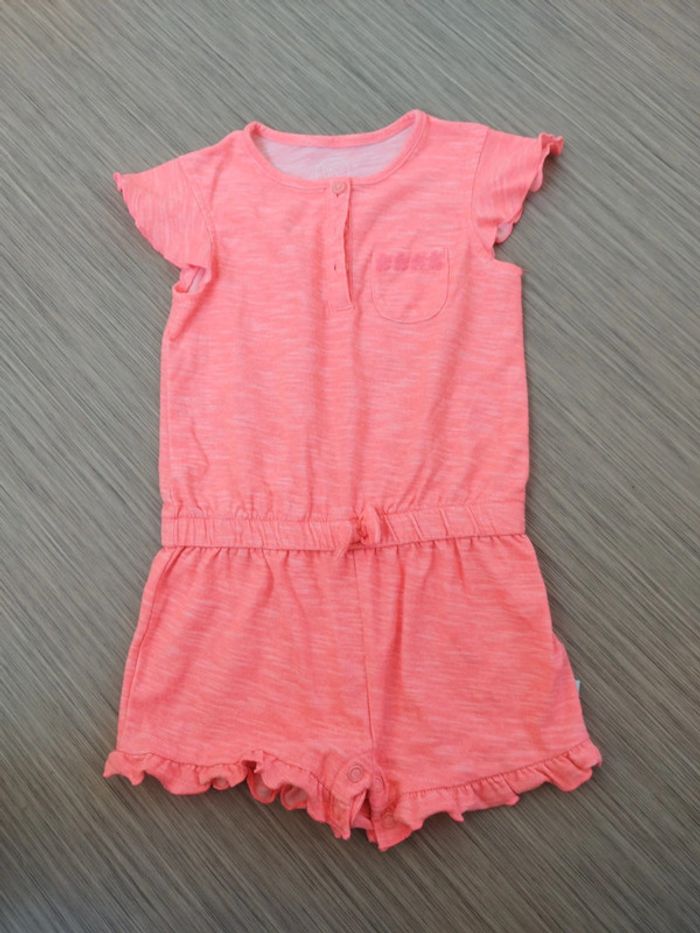 Combinaison fille taille 24 mois