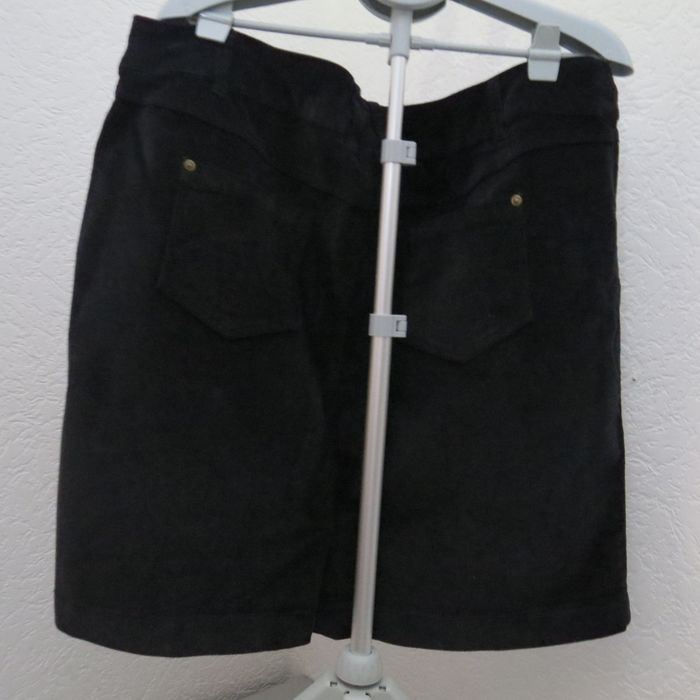 Jupe noire en velours côtelé – bpc Bonprix Collection - photo numéro 6