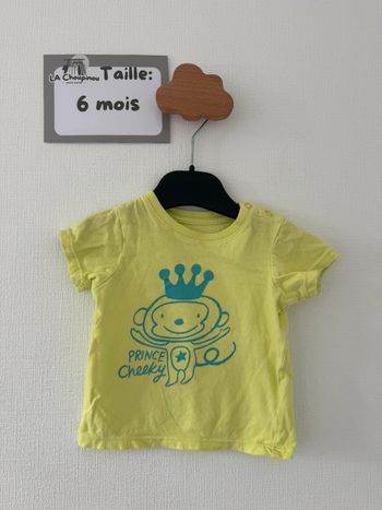 Tee shirt manches courtes - taille 6 mois 🌼