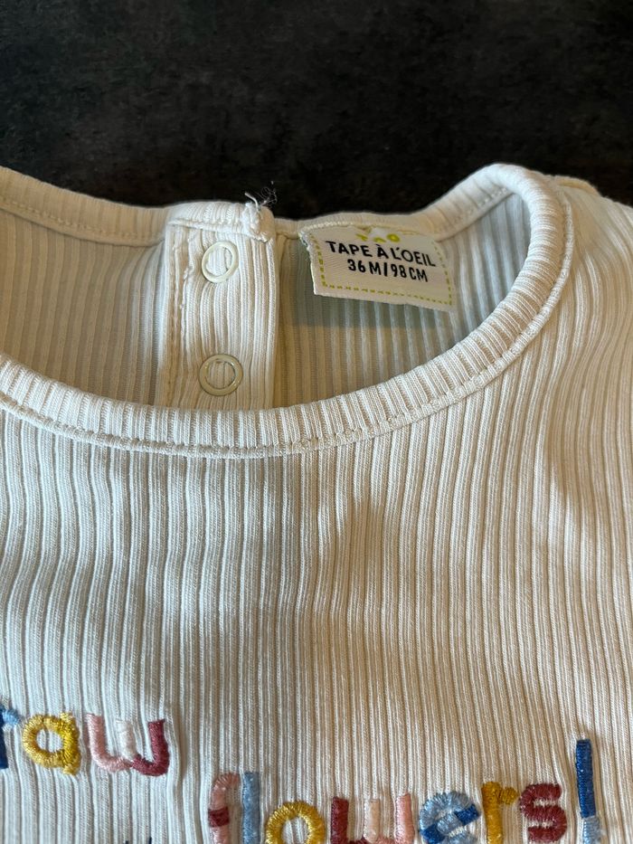 T-shirt taille 36 mois - photo numéro 2